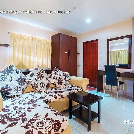 Zen Rooms Lk Metro Pattaya Exterior photo