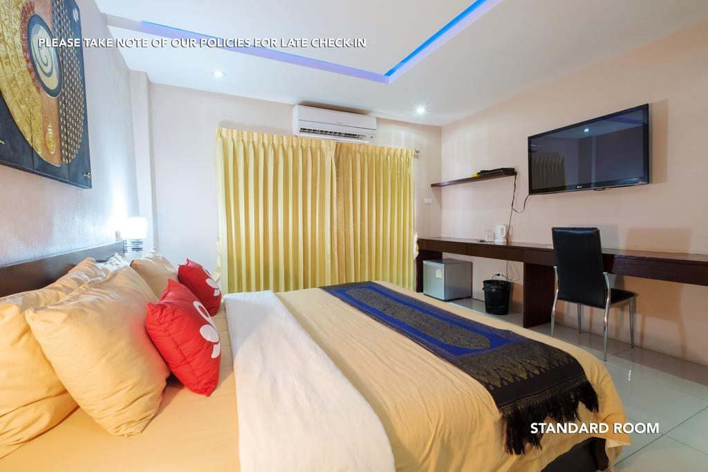 Zen Rooms Lk Metro Pattaya Exterior photo