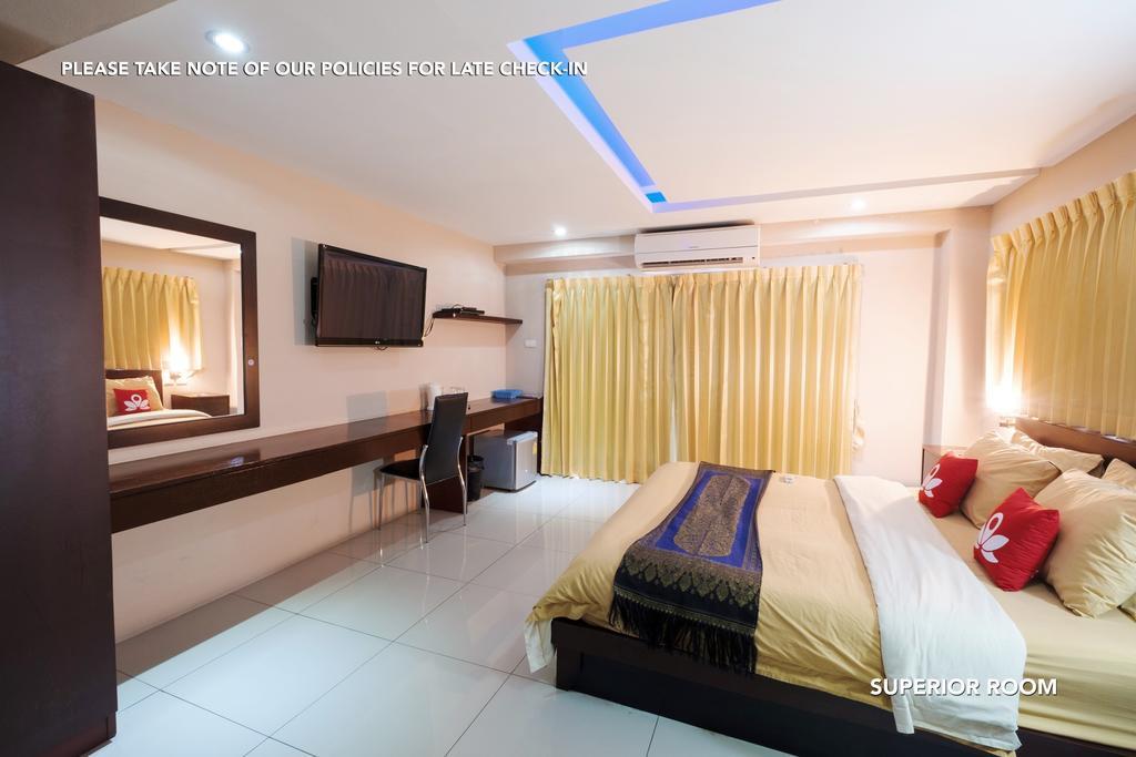 Zen Rooms Lk Metro Pattaya Exterior photo
